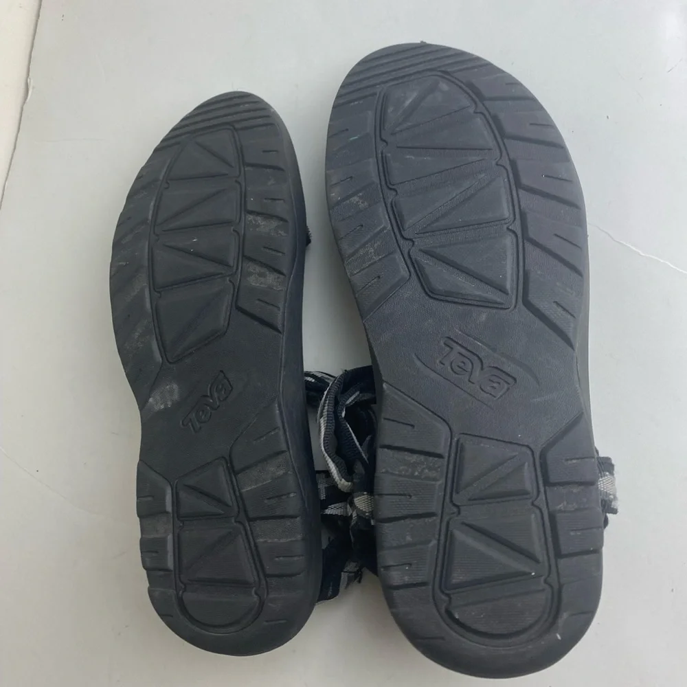 Men’s Teva Hurricane XLT 2 Black White Gray Sports Sandal SZ 6